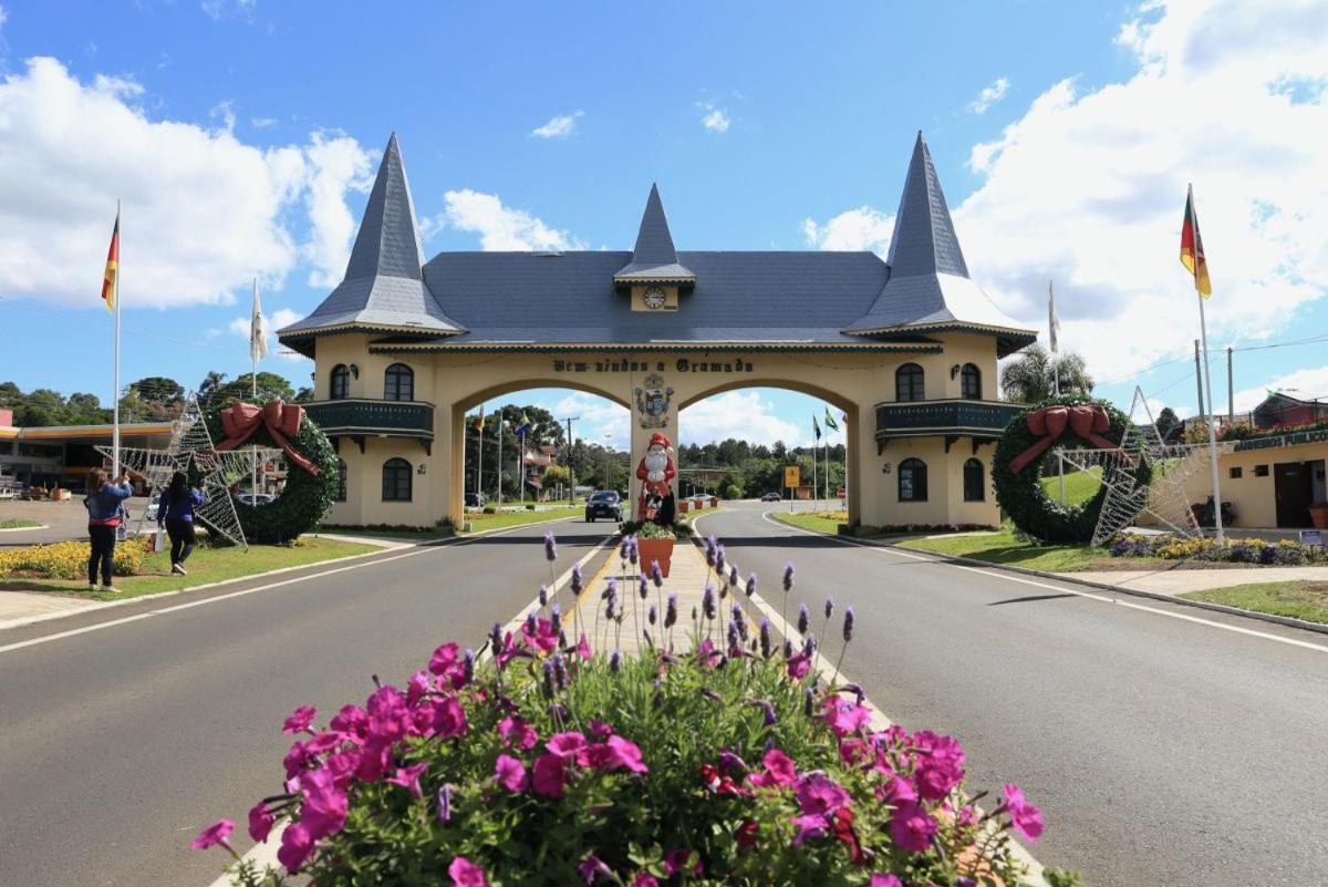 Apartamento Luxuoso No Cond Vista Do Quilombo A 50 Metros Do Hard Rock Cafe Gramado Buitenkant foto